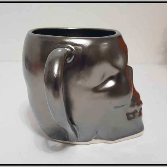 NEW RARE West Elm Black Cermic Halloween Skull Mug 19 OZ - Picture 4 of 7